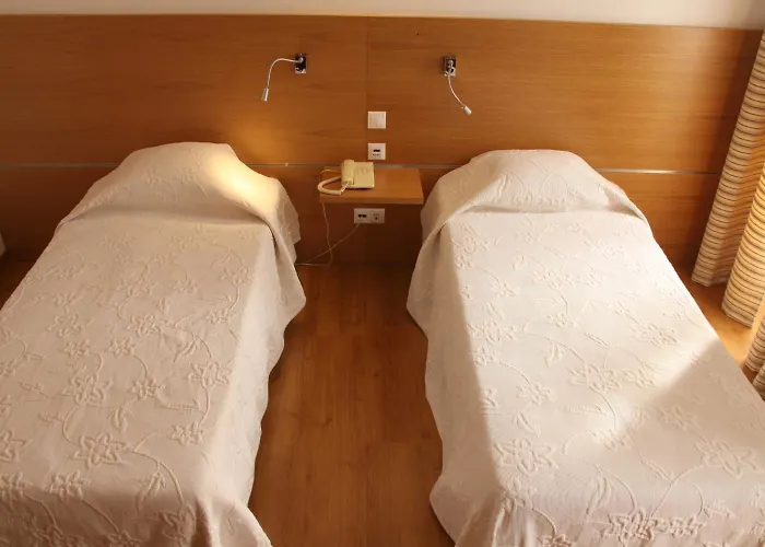 Zenite 2* Ангра-ду-Эроижму