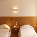 Отель Zenite