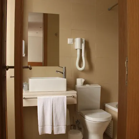 Zenite Hotel Angra do Heroismo