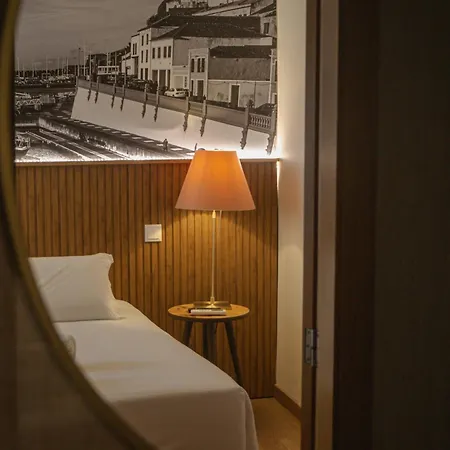 Zenite Hotel