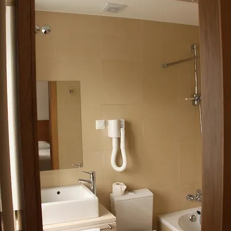 Otel Zenite
