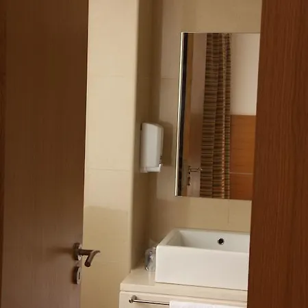 Otel Zenite
