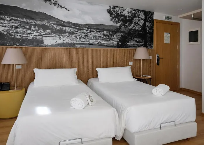 Zenite 2* Angra do Heroísmo